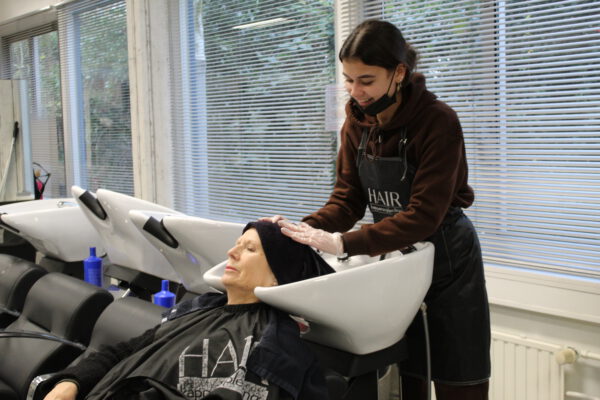 Praktijkzaal hairstylist kappersopleiding